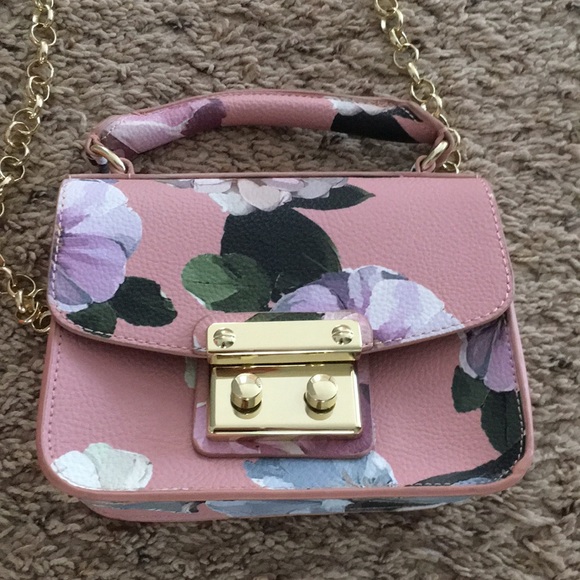 Purse - Picture 3 of 3